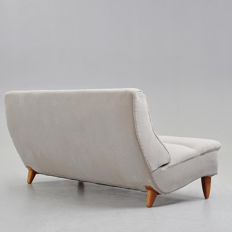 Axel Larsson, soffa, Stockholms Stads Hantverksförening, 1950-tal.