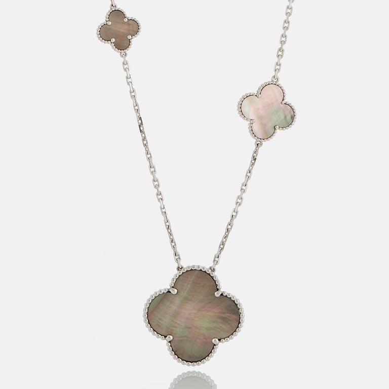A Van Cleef & Arpels necklace "Alhambra" in 18K white gold and black mother-of-pearl.