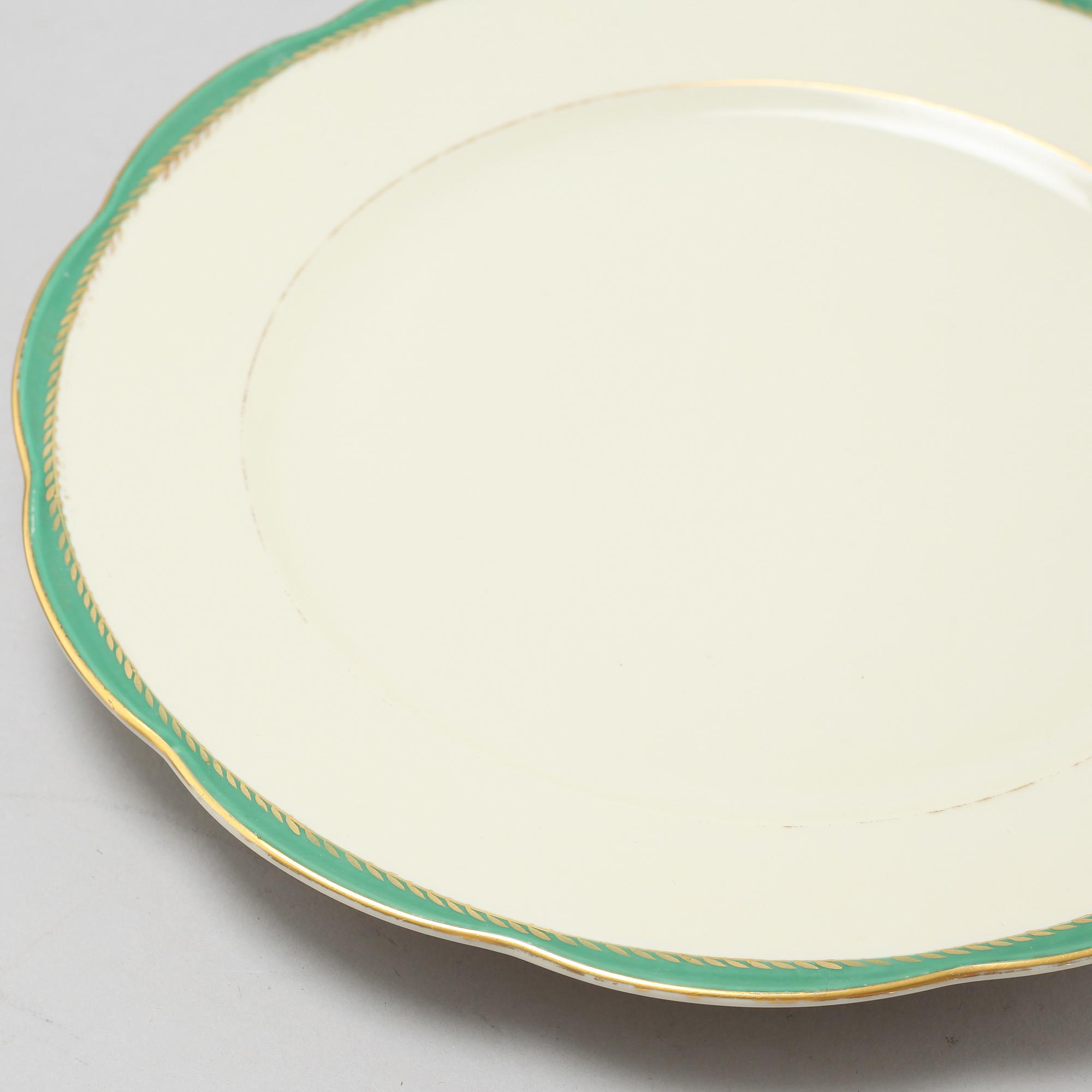 A table cloth and a porcelain tableware set of 62 pcs, "Prinzess" by KPM, Germany, around mid 20th century.