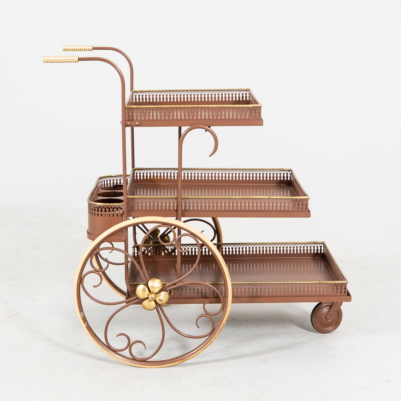 A mid 1900s serving trolley.