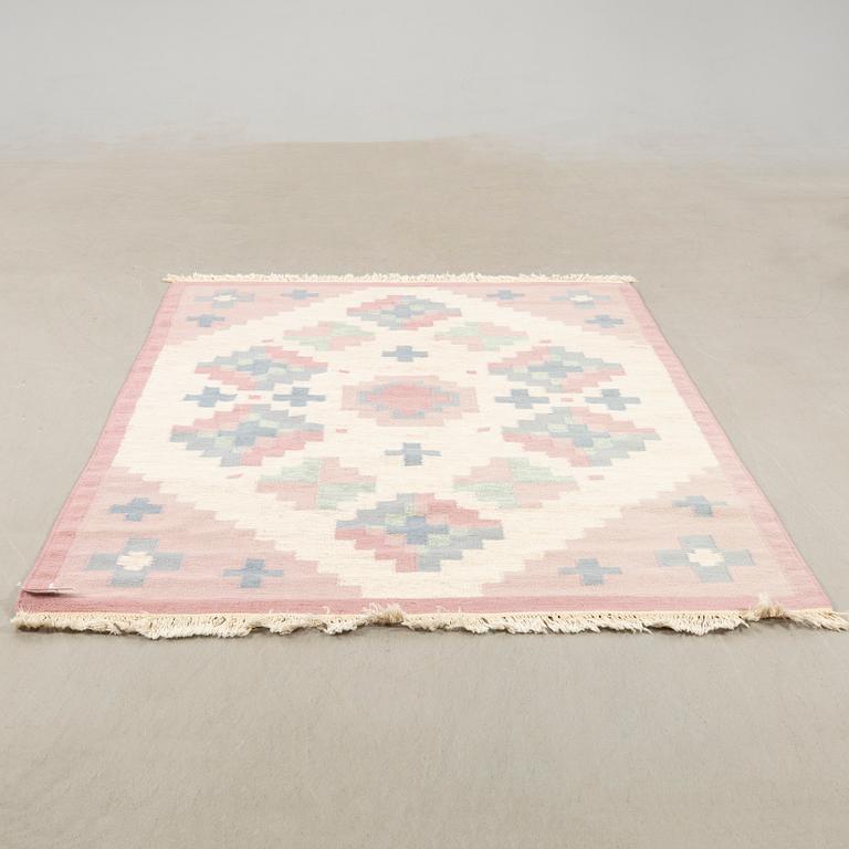 Rug, flat weave, approx. 238x168 cm.