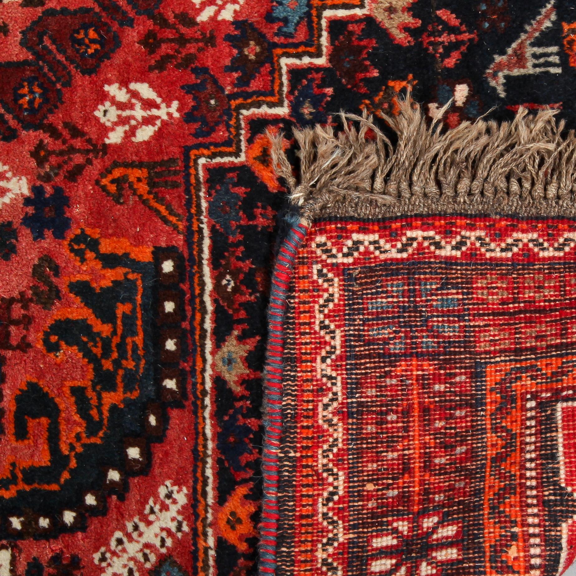 MATTA, old möjligen Kashgai, 250 x 175 cm.