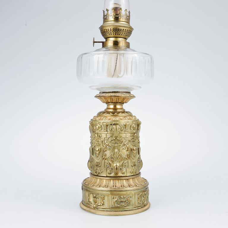 BORDSFOTOGENLAMPA, Gagneau Frankrike, omkring år 1900.