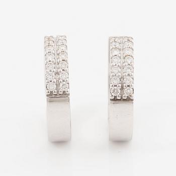 Earrings, a pair, hoops, 18K white gold with brilliant-cut diamonds.