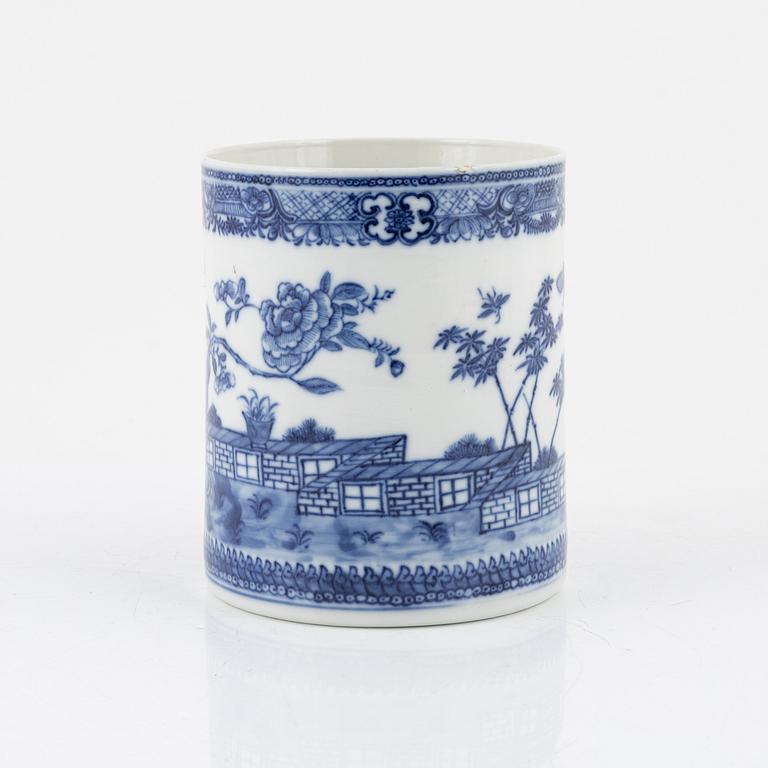 Mugg, kompaniporslin. Kina, Qingdynastin, Qianlong (1736-95).