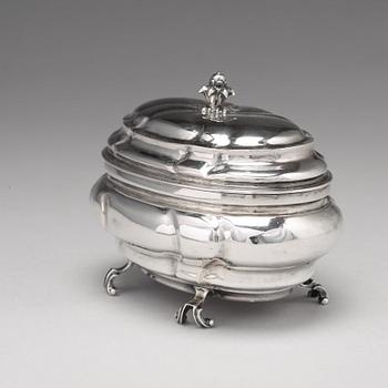 A Swedish 18th century Gustavian silver sugar-casket, mark of Niclas Warneck, Karlstad 1755.