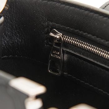 Louis Vuitton, laukku, "Blossom Capucines PM".