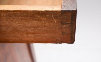 HURTSSKRIVBORD, 1800-talets andra hälft.