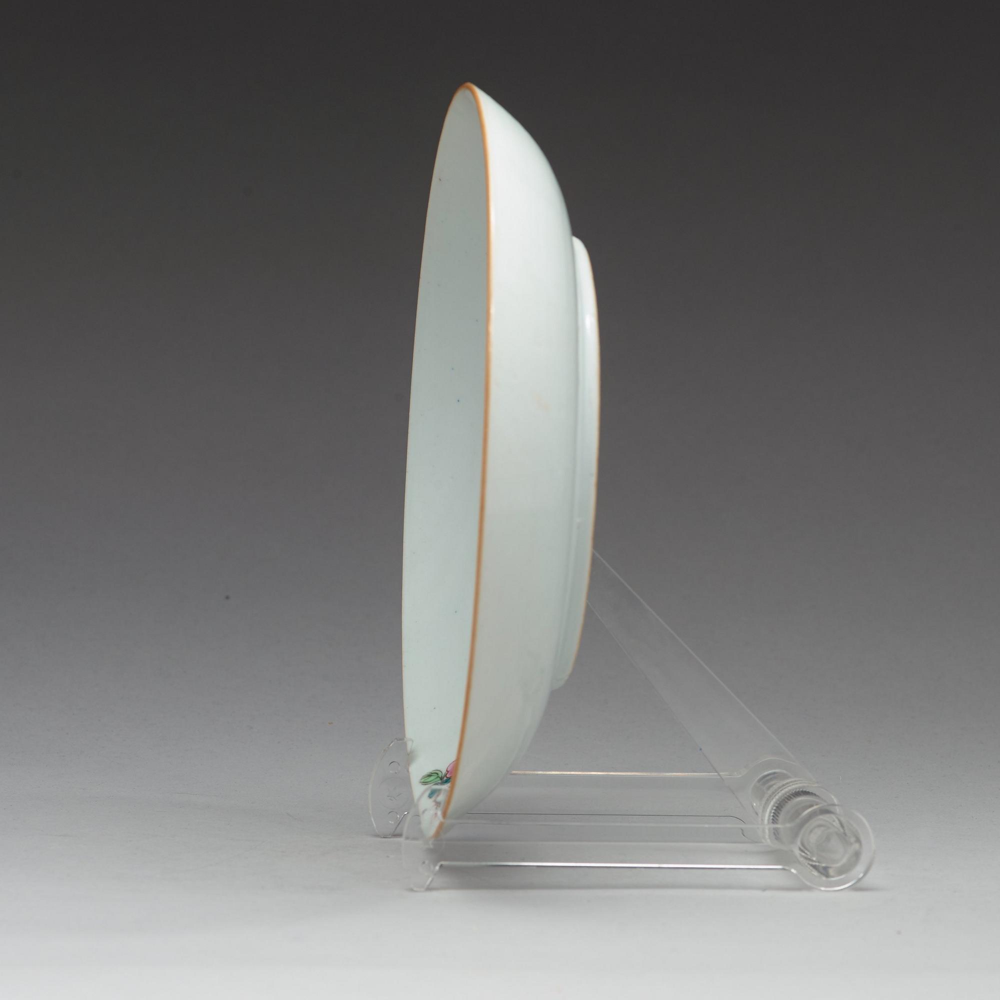 A famille rose dish, Qing dynasty, 18th Century with Johanneummark N=176. I.