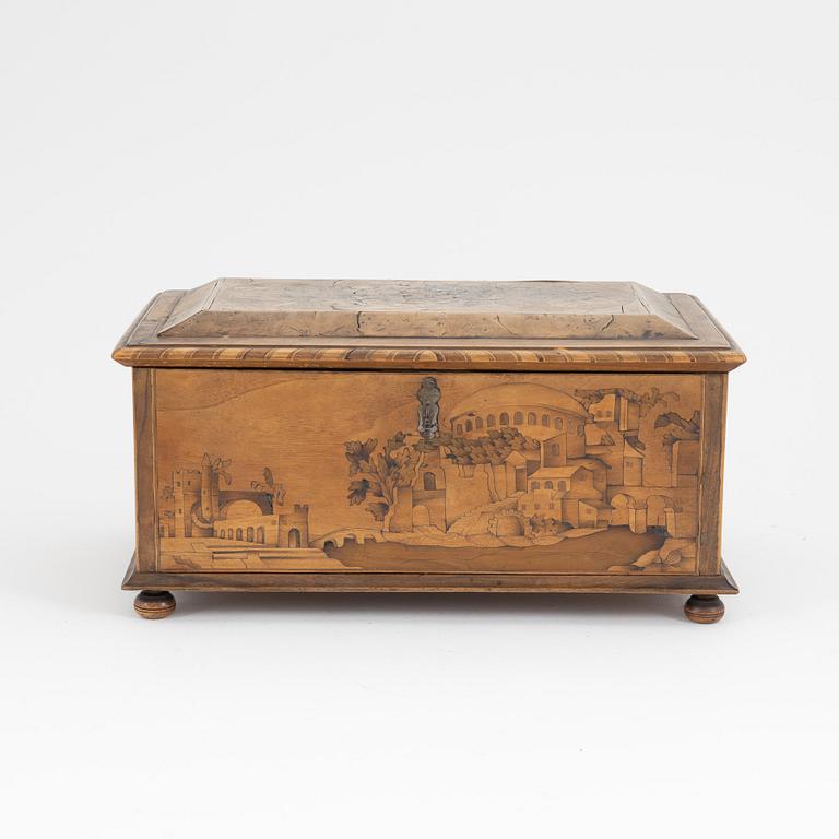 A wooden baroque and baroque style box, 17th-19th century.