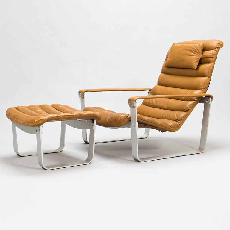 ILMARI LAPPALAINEN, a pair of 'Pulkka' lounge chairs with ottomans for , Asko, Finland.