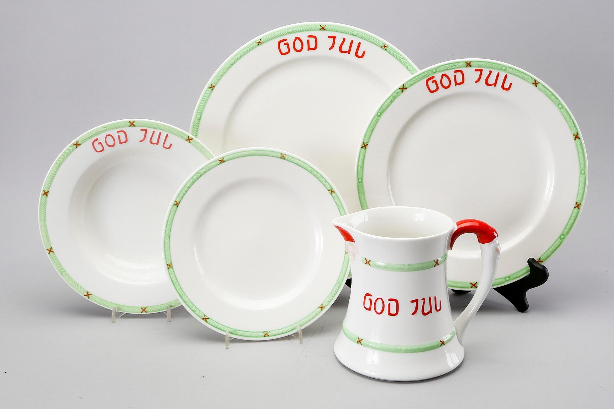 Tableware 24 dlr "Merry Christmas" Rörstrand second half of the 20th century porcelain.