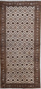 MATTA, old orientalisk, ca 390x180 cm.