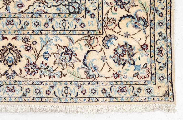 Rug, Nain, Part Silk, S.K 9 LAA, approx. 343 x 243 cm.