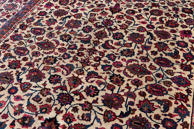 A semi-antique Meshad carpet, signed Saber, c. 369.5 x 300 cm.