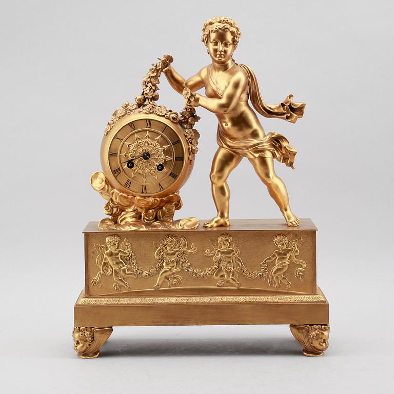 BORDSPENDYL, förgylld brons, Frankrike, 1800-talets andra hälft.