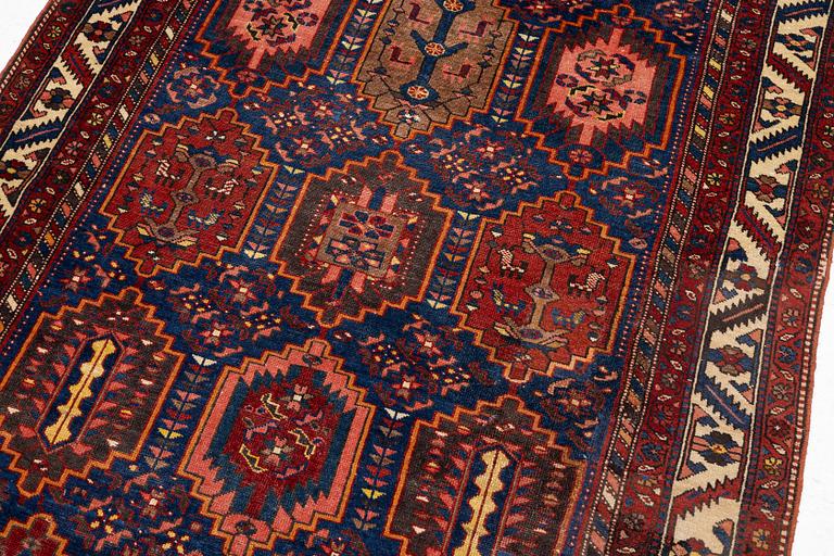 A semi-antique Baba Haydar carpet, Chahar Mahal and Bakhtiari region, West Persia, c. 297 x 156 cm.