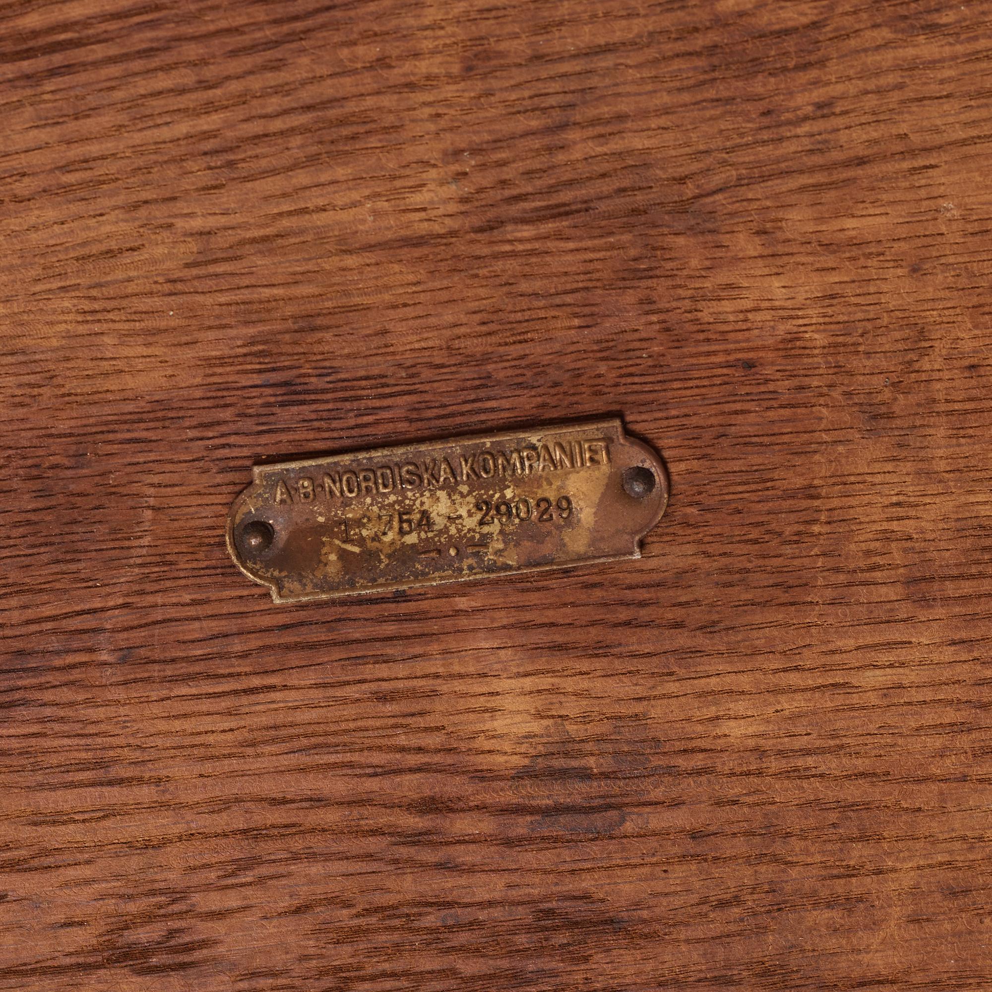Carl Bergsten, attrobuted, a table, Nordiska Kompaniet1924 for Falkenberg Stadshotell.