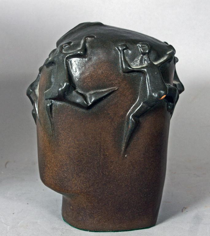 FIGURIN, stengods. Åke Holm.