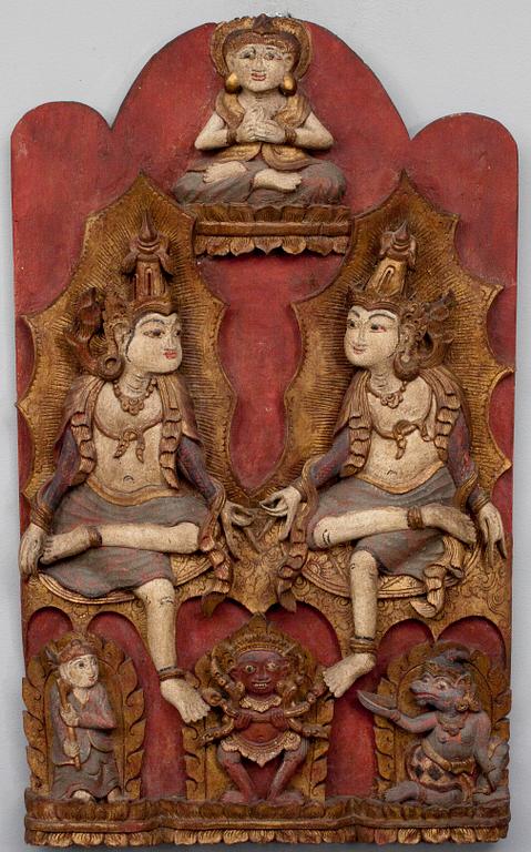 RELIEF, målat trä, Bali omkring 1900.