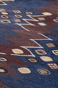 Barbro Nilsson, A CARPET, "Snäckorna", flat weave, ca 278 x 191,5-194 cm, signed AB MMF BN.