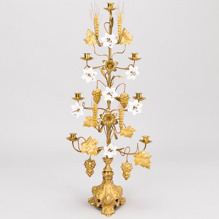 KANDELABER, Frankrike, 1900-talets första hälft.