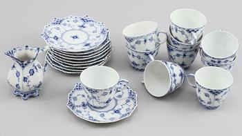 SERVISDELAR, 11 delar, porslin, Musselmalet, Royal Copenhagen, 1900-talets andra hälft.