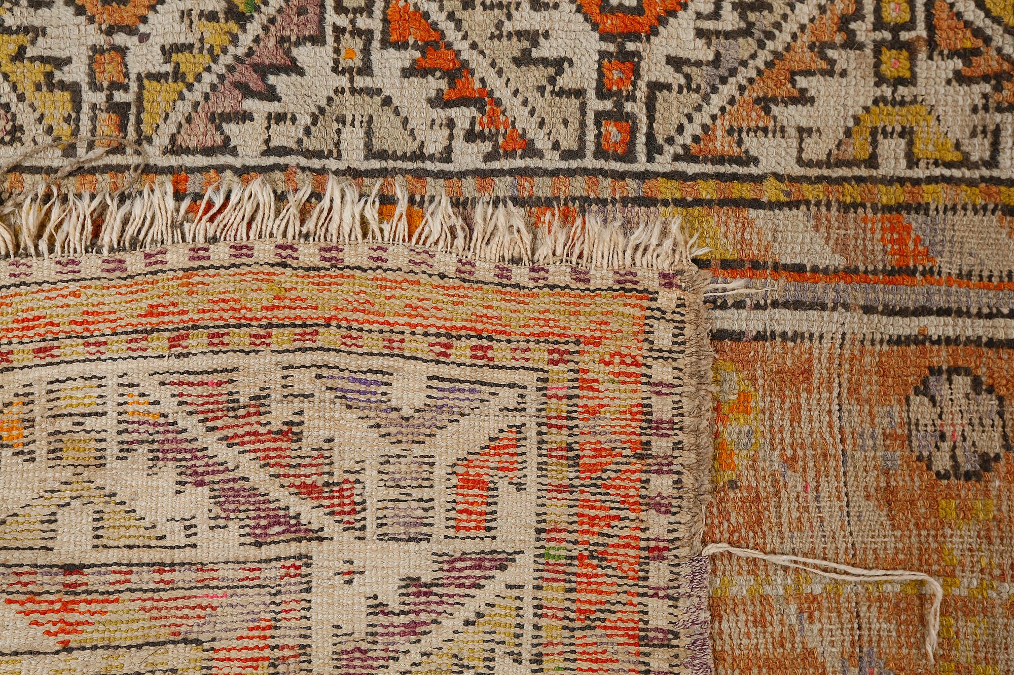 MATTA, orientalisk, semiantik, ca 155x85 cm.