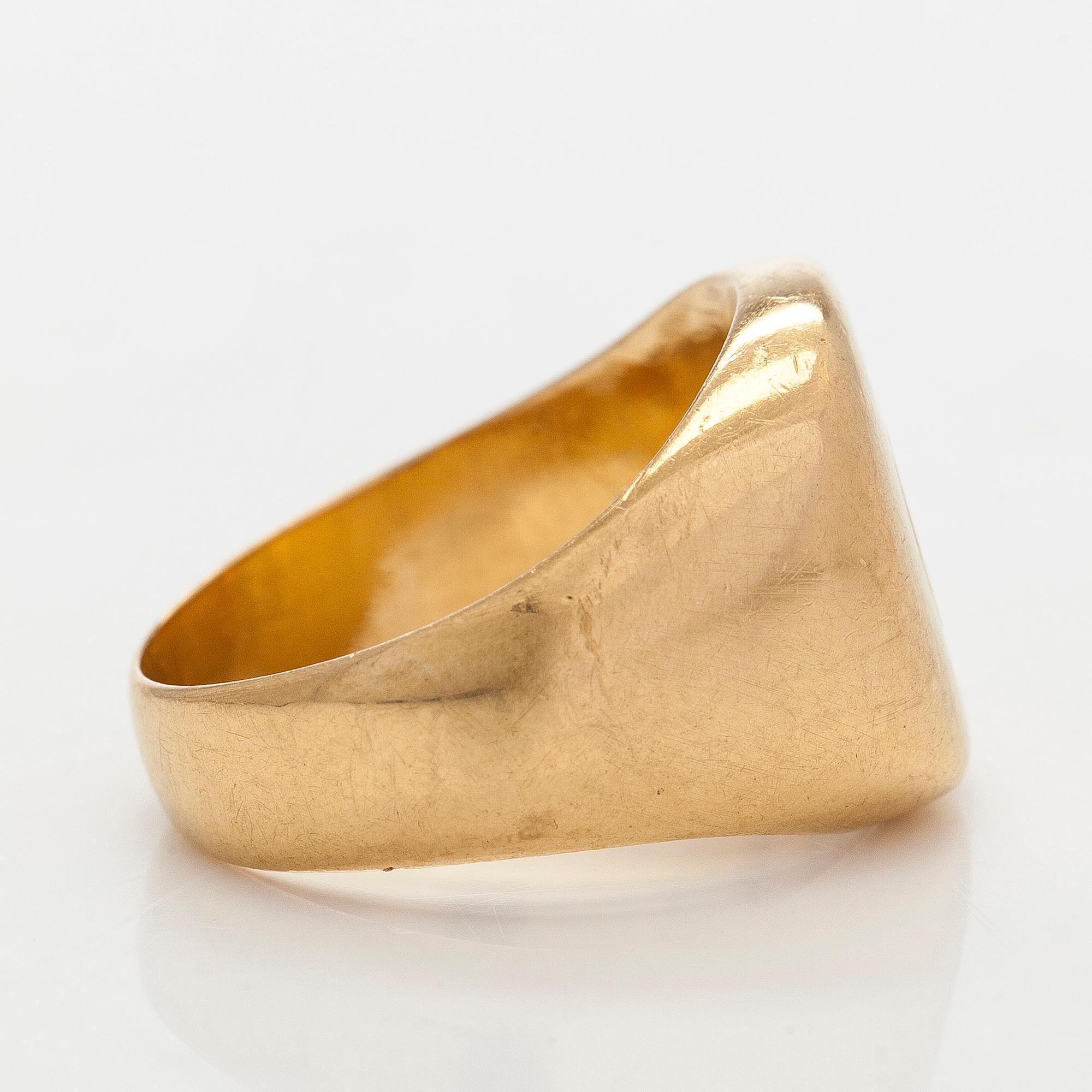 Sinettisormus, 18K kultaa. Tukholma 1962.