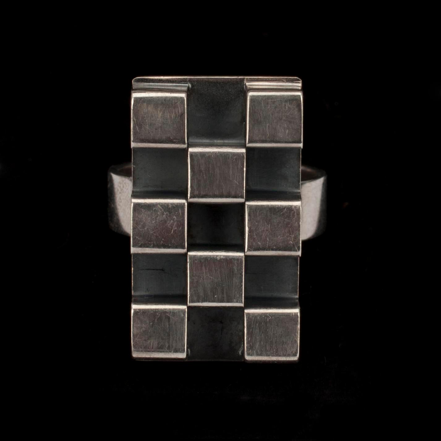 RING, silver, Elis Kauppi, Kupittaan Kulta, Åbo 1968. Vikt ca 9,7 g.