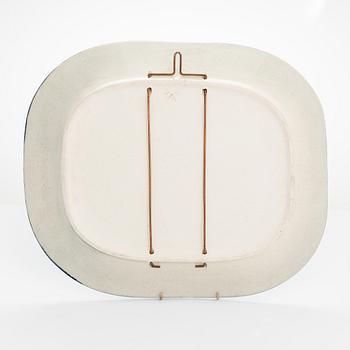 Birger Kaipiainen, a decorative plate signed Kaipiainen Arabia.