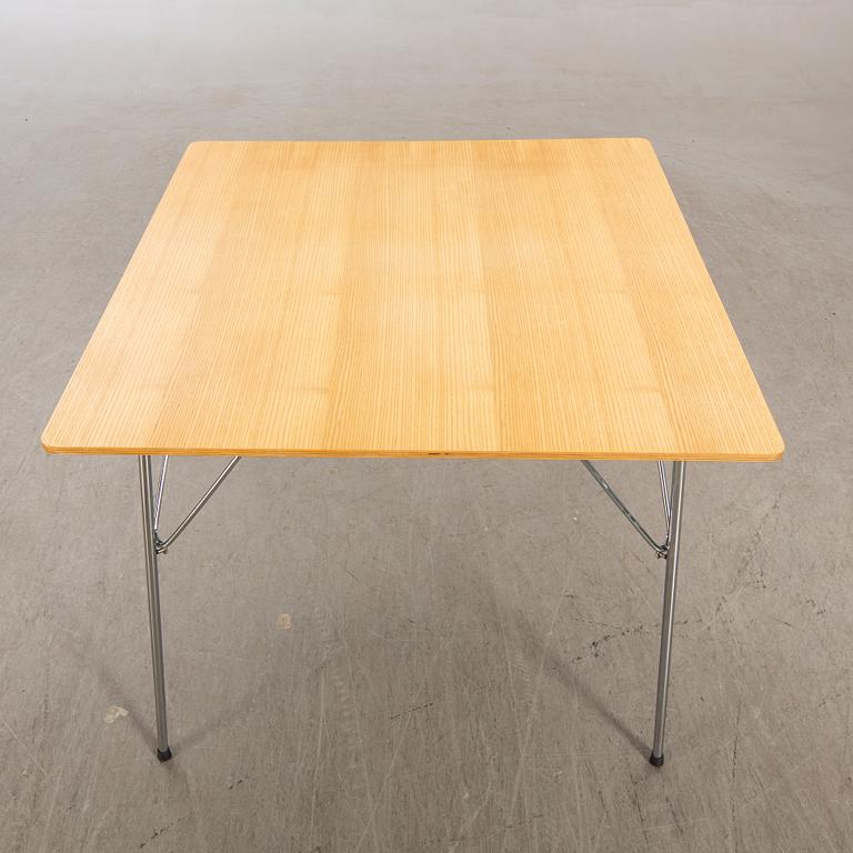 Charles Eames, table / folding table, made for Vitra.