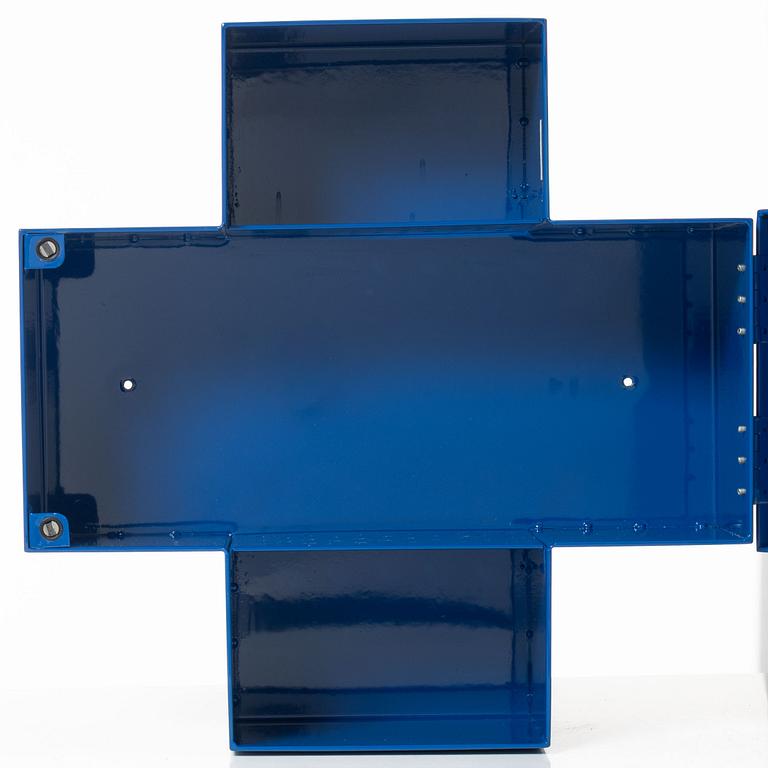 Thomas Eriksson, skåp, "Cross", Progetto Oggetto, Cappelini, Italien.