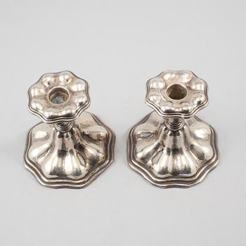 LJUSSTAKAR, ett par, silver, C.G Hallberg, Stockholm, 1943, vikt 345  gram.