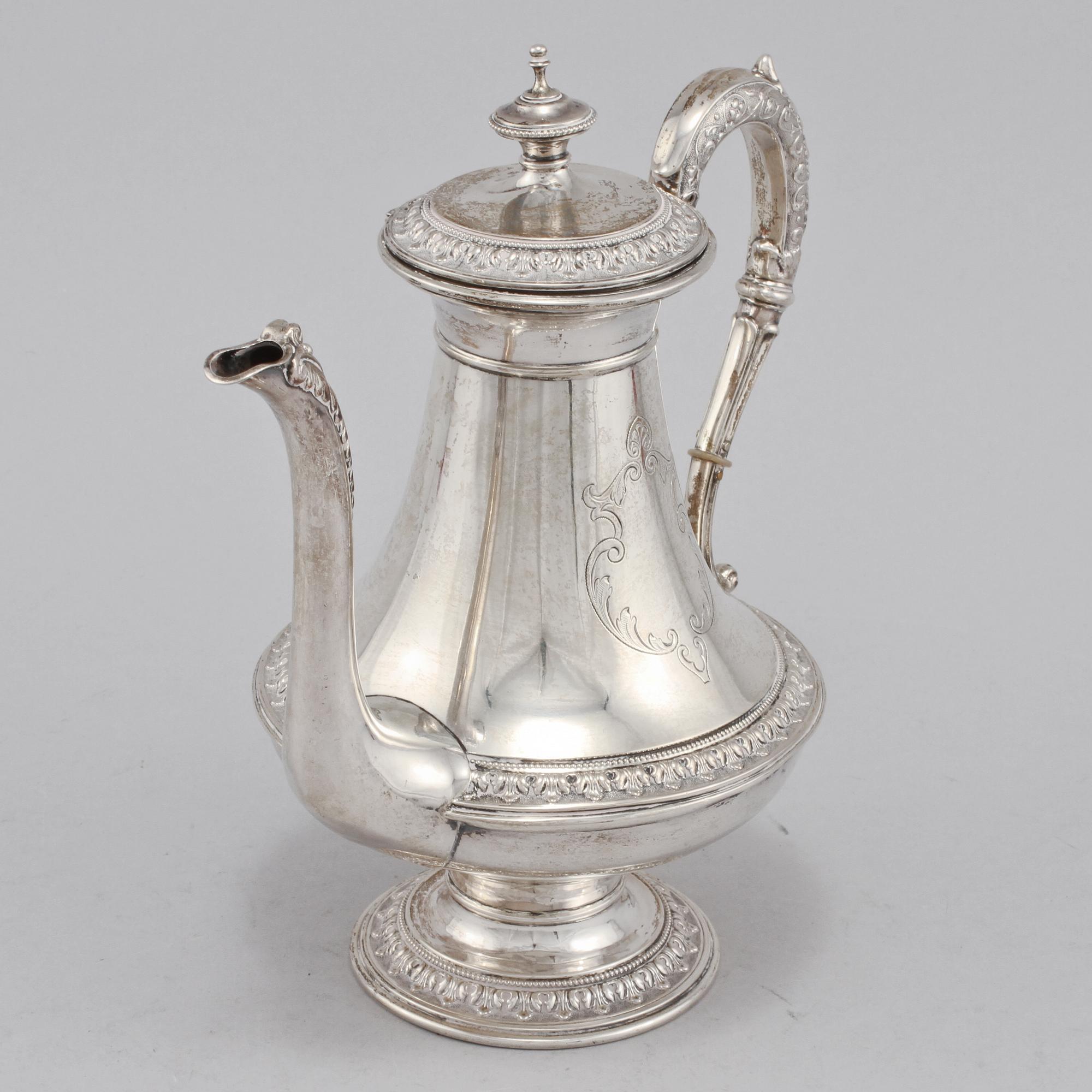 KAFFEKANNA, silver, troligen Carl August Björklund, Stockholm, 1883. Vikt 475 g.