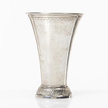 A silver beaker, Bernhard Hertz, Stockholm, Sweden, 1916.