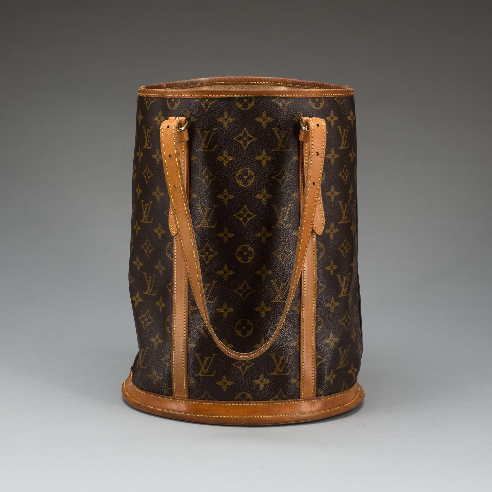 HANDVÄSKA. Louis Vuitton, "Bucket".