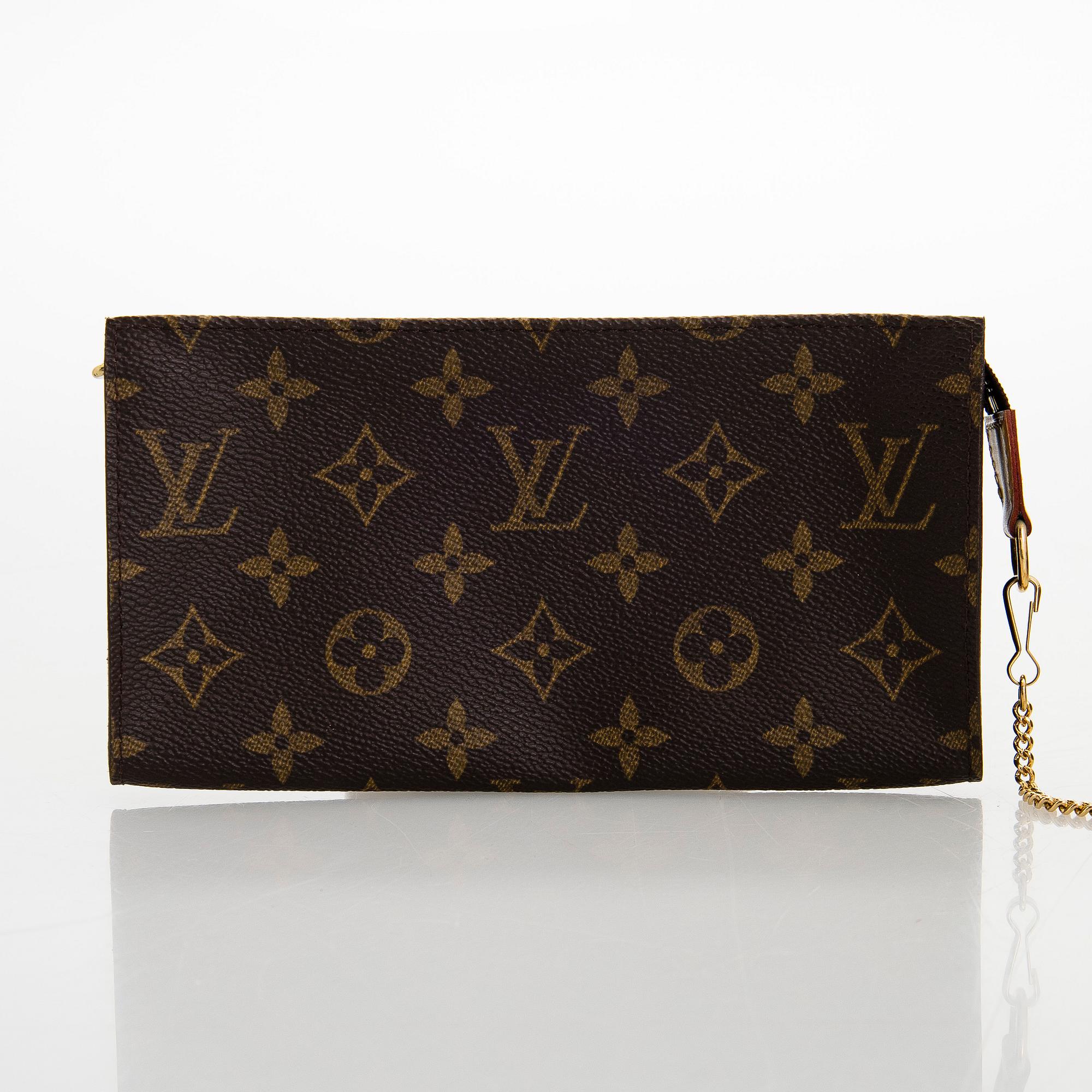 Louis Vuitton, a Monogram Canvas 'Bucket' bag with pochette.