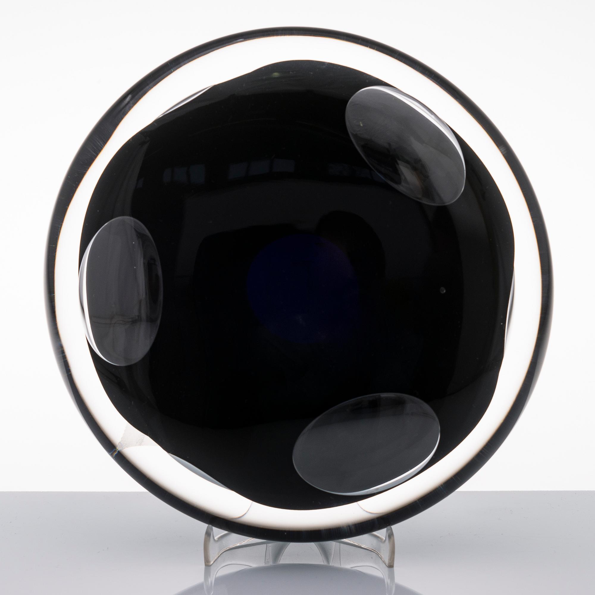 TIMO SARPANEVA, a glass sculpture, signed Timo Sarpaneva, Iittala -84 C.