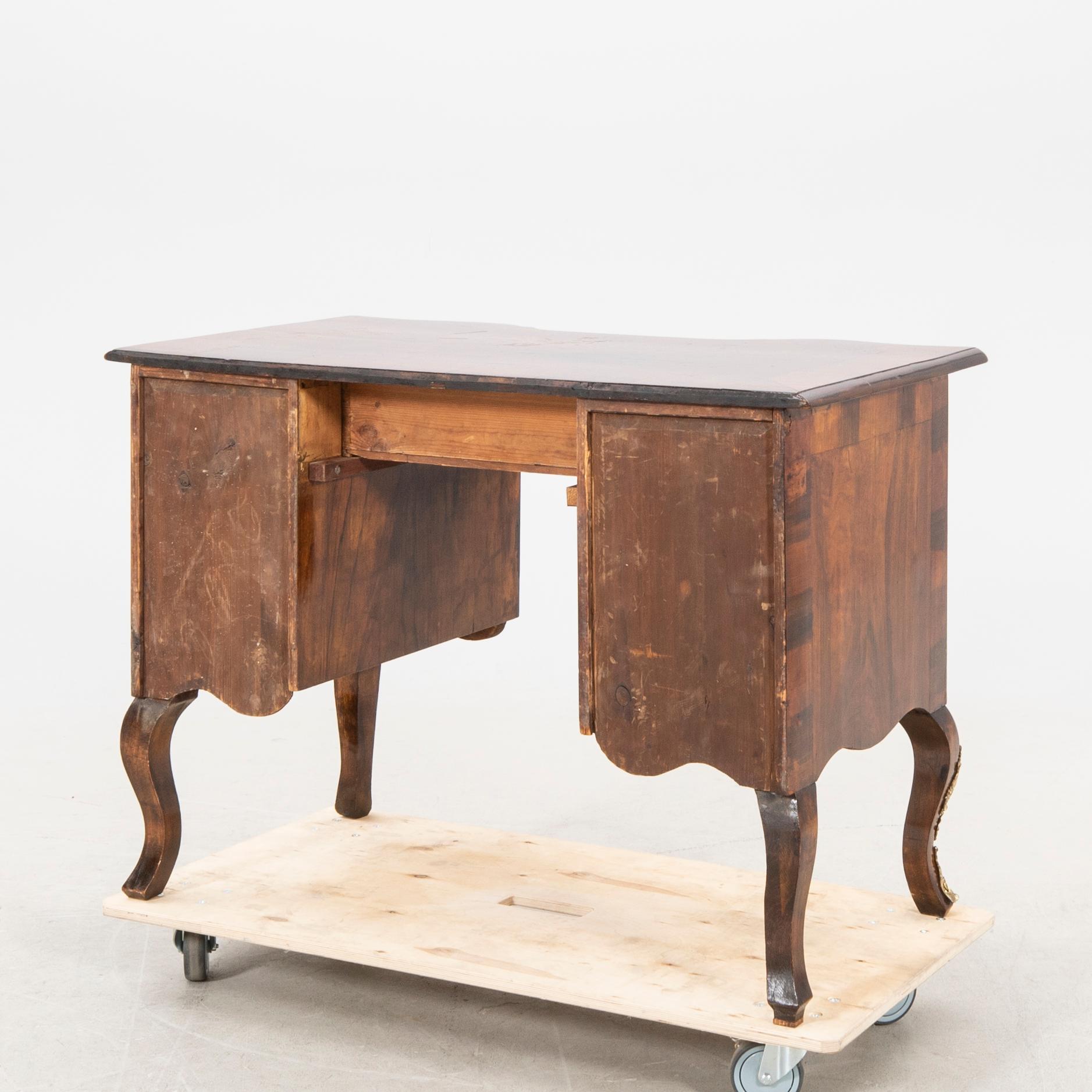 A late Baroque desk 18th/19th century.