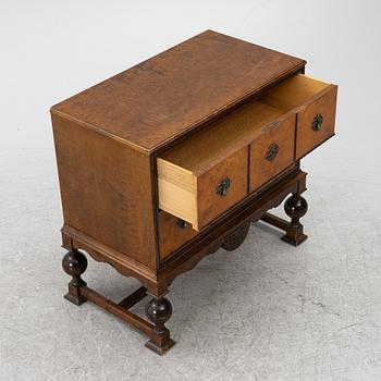 Chest of drawers, Hilding Lundvall AB, Örebro, 1920s/30s.