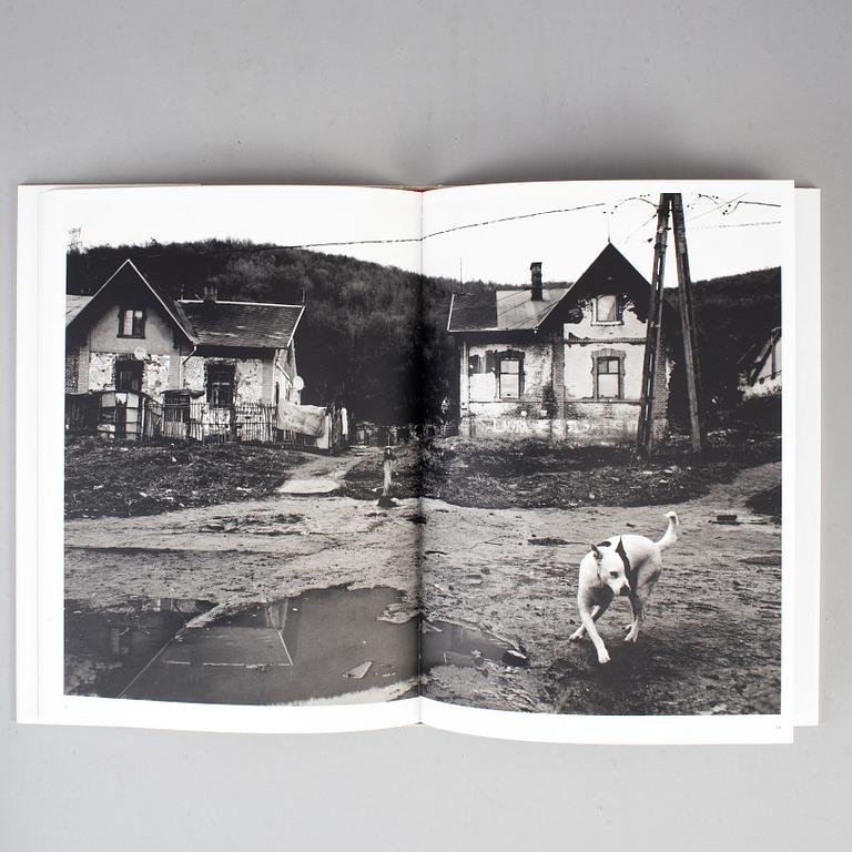 ÅKE ERICSON, limiterad utgåva fotobok samt gelatinsilverfotografi, signerad och numrerad 7/12.