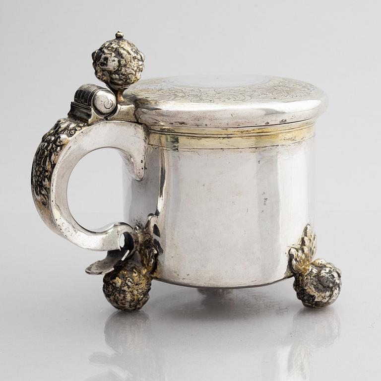 A Swedish 17th century parcel-gilt silver tankard, mark of Arvid Falck (active 1667-1691), Stockholm before 1689.