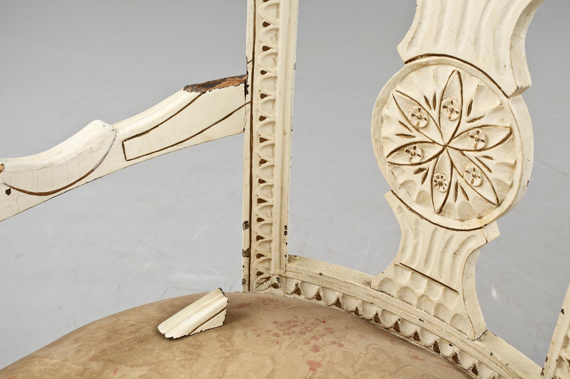 KARMSTOLAR, ett par snarlika, provinsarbeten, 1800-talets första hälft.