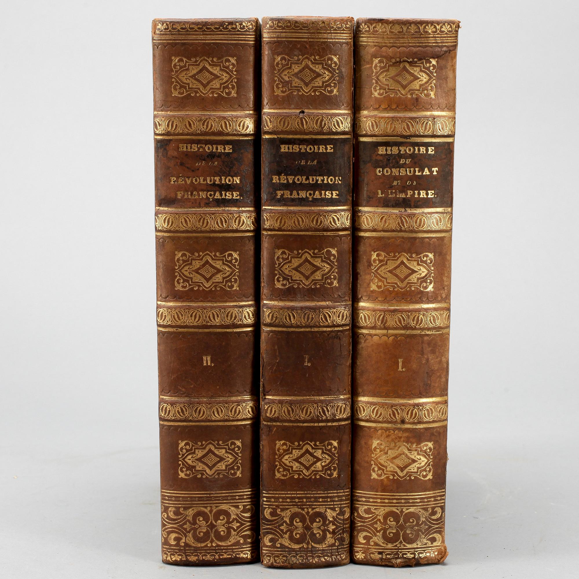 BÖCKER, 2+1 band, "Histoire de la Revolution Francaise" o "Histoire du Consulat et de Lèmpire", Bryssel, 1840 resp 1845.