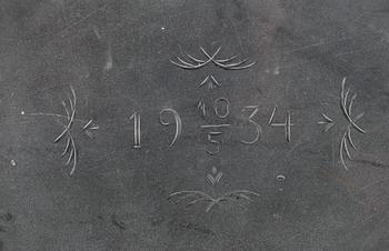 SKÅL PÅ FAT, glas, Edward Hald, Orrefors, daterad 1934.