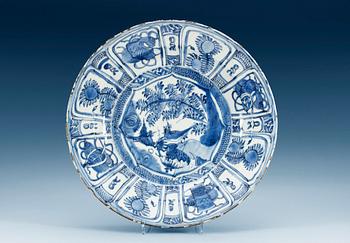 1463. A blue and white charger, Ming dynasty, Wanli (1573-1613).