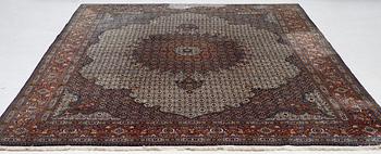 Rug, Moud, approx. 397 x 293 cm.