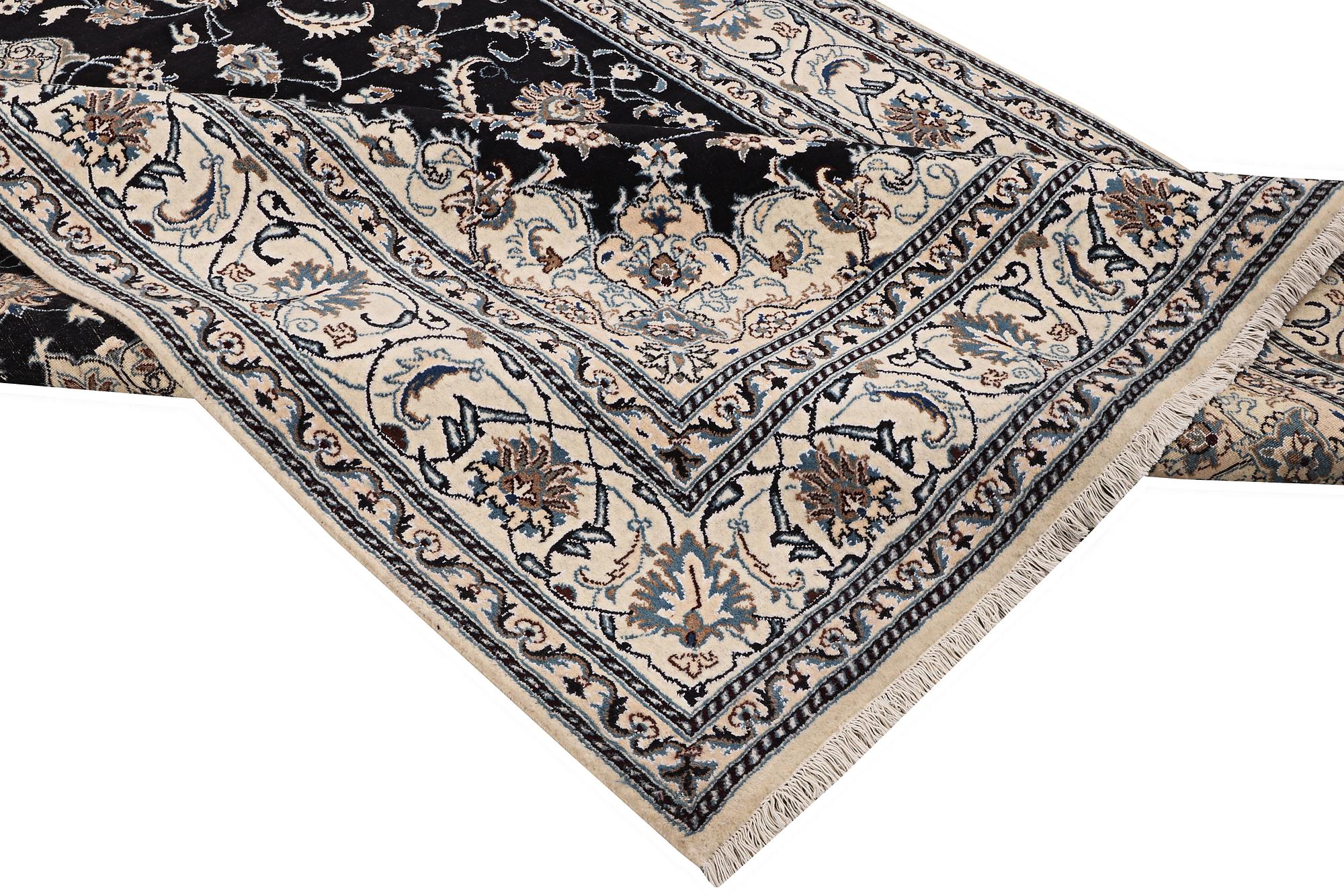 A carpet, Nain, part silk, ca 307 x 198 cm.