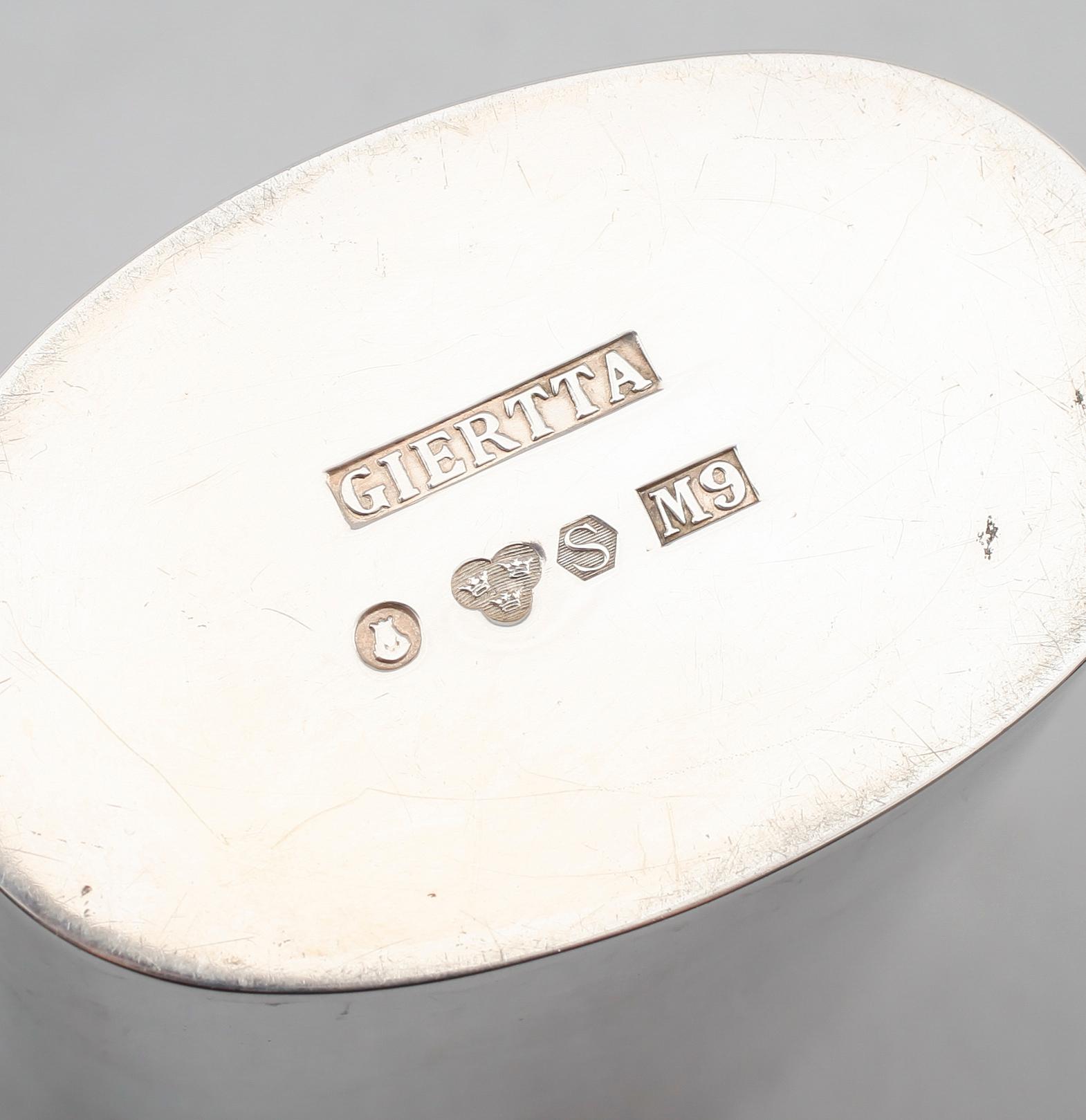LOCKDOSA, silver, Claes E Giertta, Stockholm 1962. Vikt ca 178 gram.